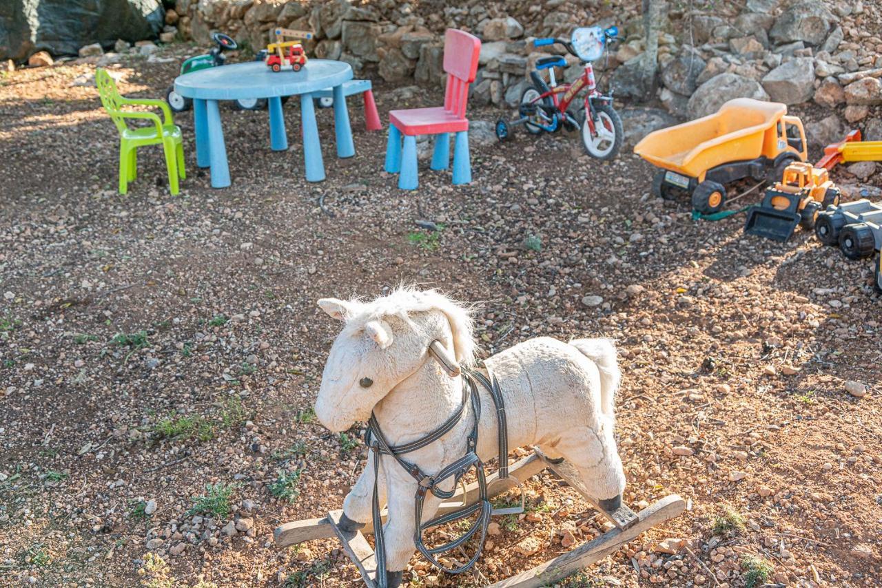 Villa Casa Del Arbol - Tierra De Arte San Jorge  Esterno foto